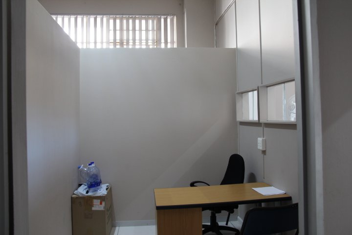 To Let Commercial Property for Rent in Dormehls Drift Western Cape